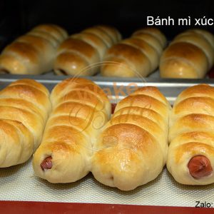 Bánh mì xúc xích